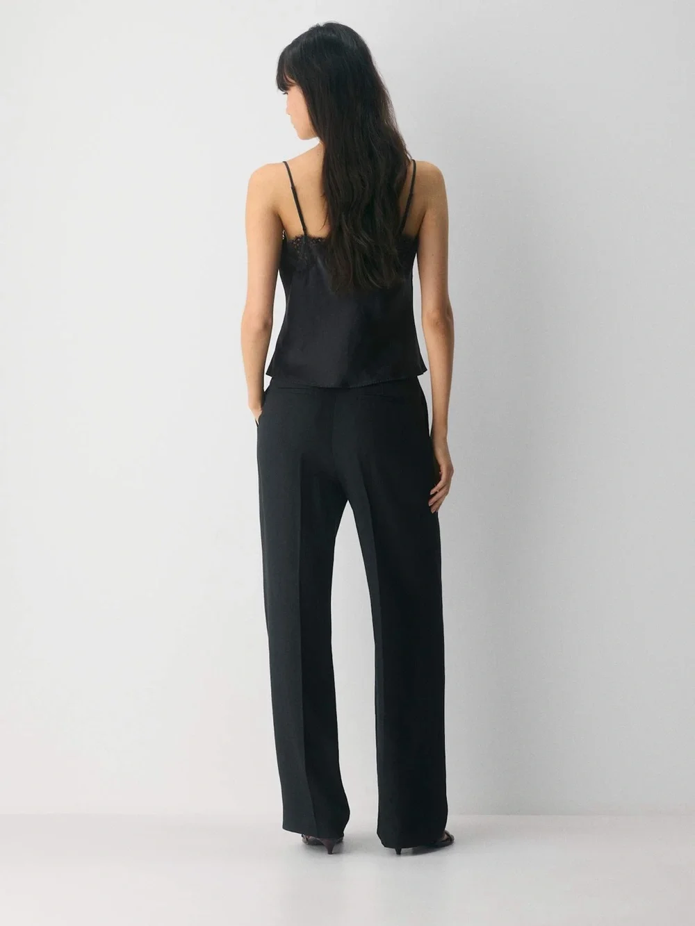 Aritzia The Effortless Pant Black Wide-Leg Trousers Size 00 NWOT